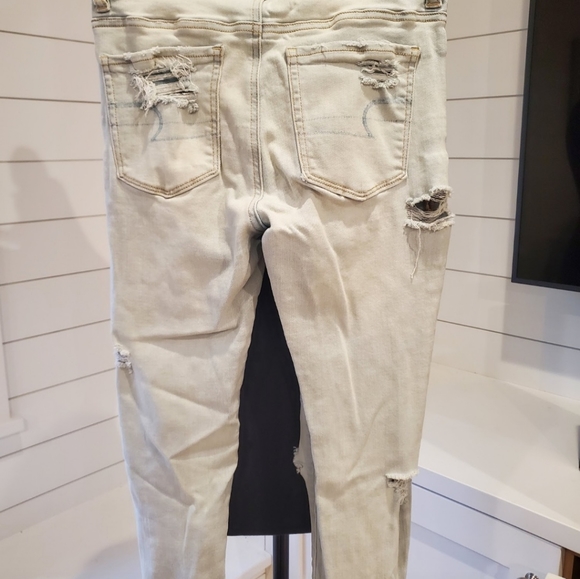AE distressed jeans - Picture 4 of 9